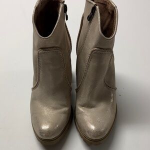 Blowfish Malibu Shimmering gold/Cream Ankle Booties